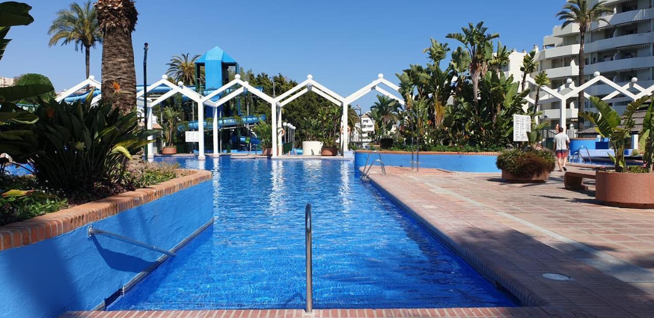 בנאלמדנה Apartamentos Holidays Benalbeach מראה חיצוני תמונה